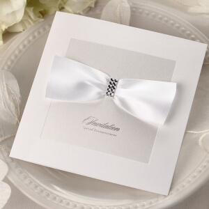classic-beauty-wedding-invite-design-HB11111